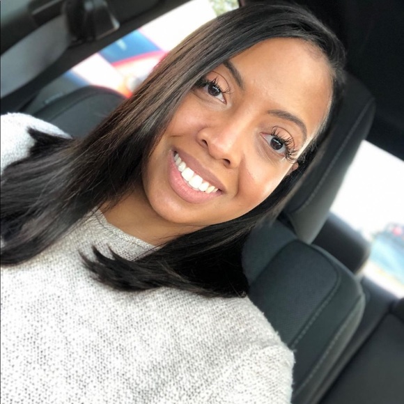 Meet your Posher, Jordyn - Picture 1 of 1